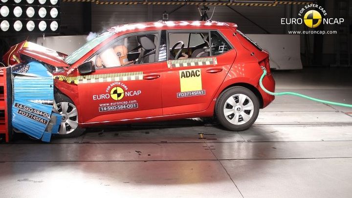 EuroNCAP bourala s novou fabií. Výsledkem je pět hvězdiček