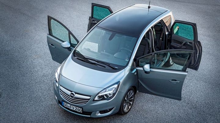 Opel Meriva se nyní více "směje". Malé MPV stojí 259 900 Kč
