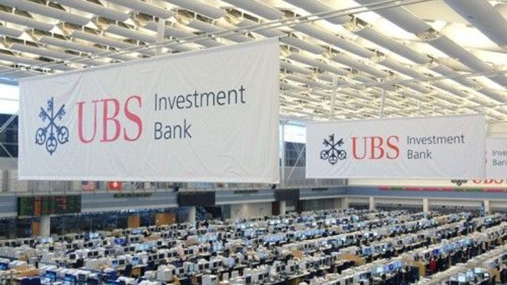 Švýcarské bance UBS vzrostl ve čtvrtletí zisk o 88 procent
