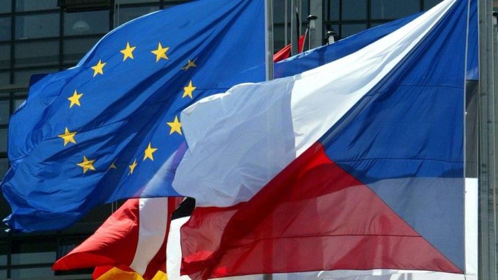 Česko získalo z EU o 333 miliardy víc, než Bruselu zaplatilo