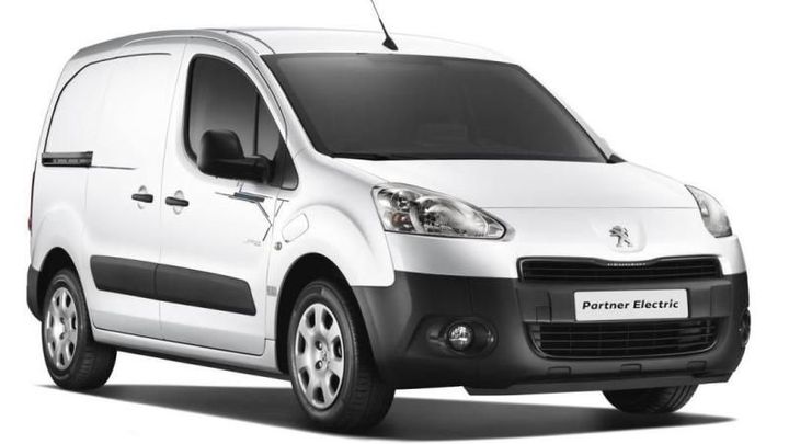 Peugeot a Citroën sníží počet modelů téměř na polovinu