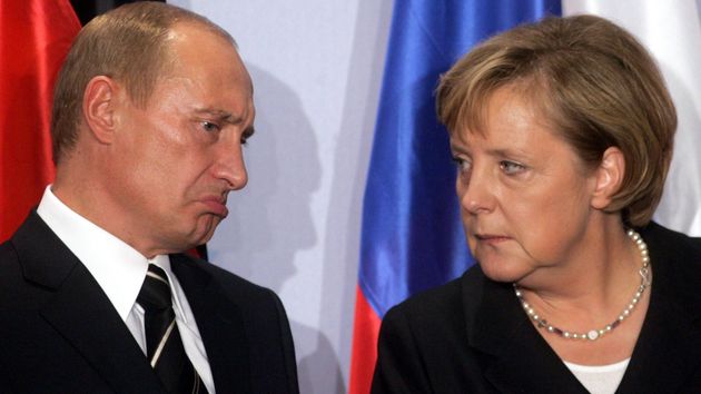 Autoritář Putin je u nás oblíbenější než přesvědčená demokratka Merkelová. Absurdní.