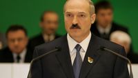 Alexandr Lukašenko ve volbách získal 83 procent hlasů. Západ volby označil za zmanipulované