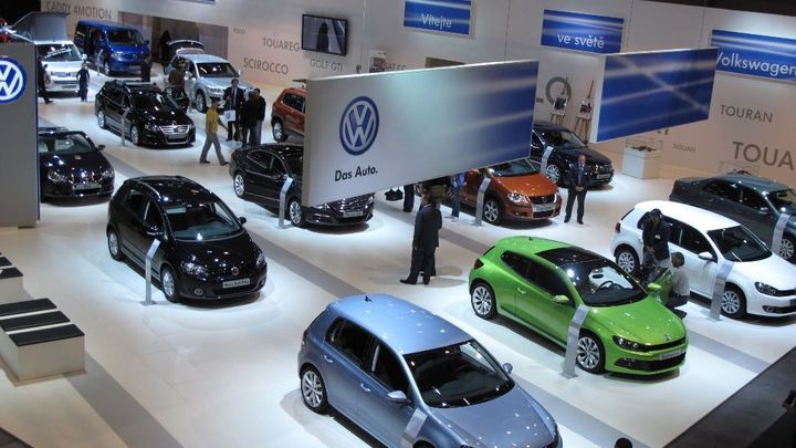 Prodej aut v USA v říjnu stoupl, odbyt zvýšil i Volkswagen