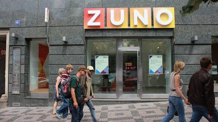 Zuno chce slovenský finančník Krúpa, zajímá se i spořitelna