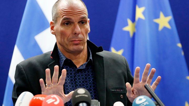 Řecký ministr vyhlásil válku bohatým a neplatičům