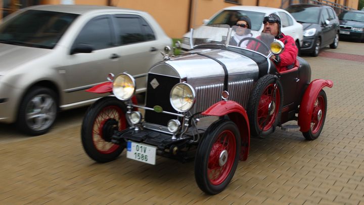 Jako na setkání lordů: První sraz aut Rolls-Royce a Bentley