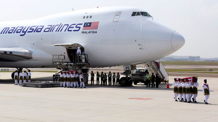 Malaysia Airlines propustí téměř třetinu zaměstnanců
