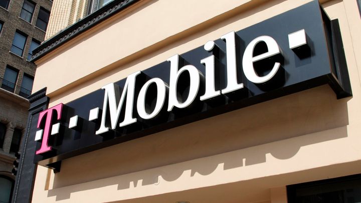 T-Mobile se do konce roku sloučí s českou pobočkou GTS