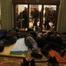 Takto vypadala noc ze čtvrtka na pátek na kyjevské radnici, kde spí protivládní demonstranti.