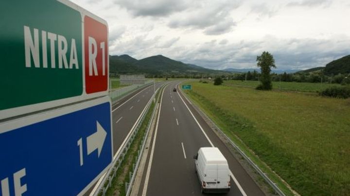 Slováci poskytnou na dálnicích bezplatnou pomoc řidičům