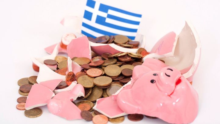Řecko si půjčilo na splátku dluhu. Draze a od domácích bank