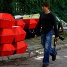 Svědci: Ukrajinská armáda je jako dobyvatel. Pálí i do škol