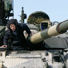 Varianty pro Ukrajinu: invaze, válka, ekonomické vykrvácení