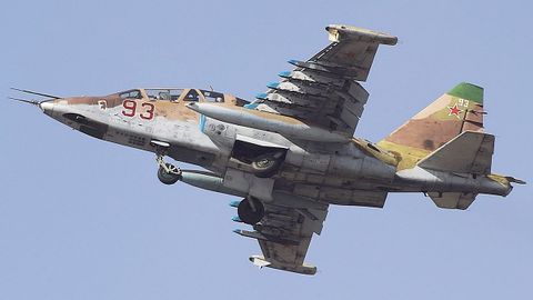 Na jihu Ruska se při cvičení zřítil bitevní letoun, pilot zemřel