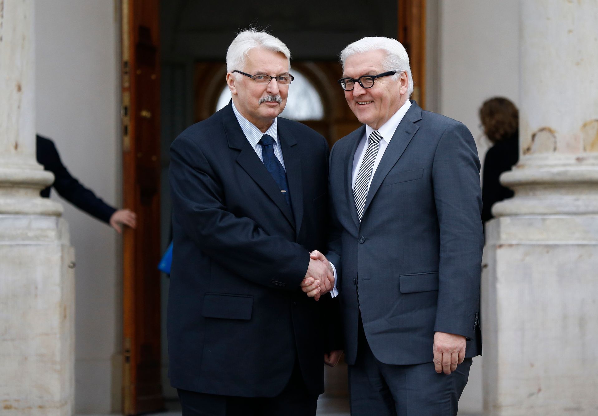 Velké změny v polské vládě. Odejde šéf diplomacie Waszczykowski i ministryně digitalizace, píše web